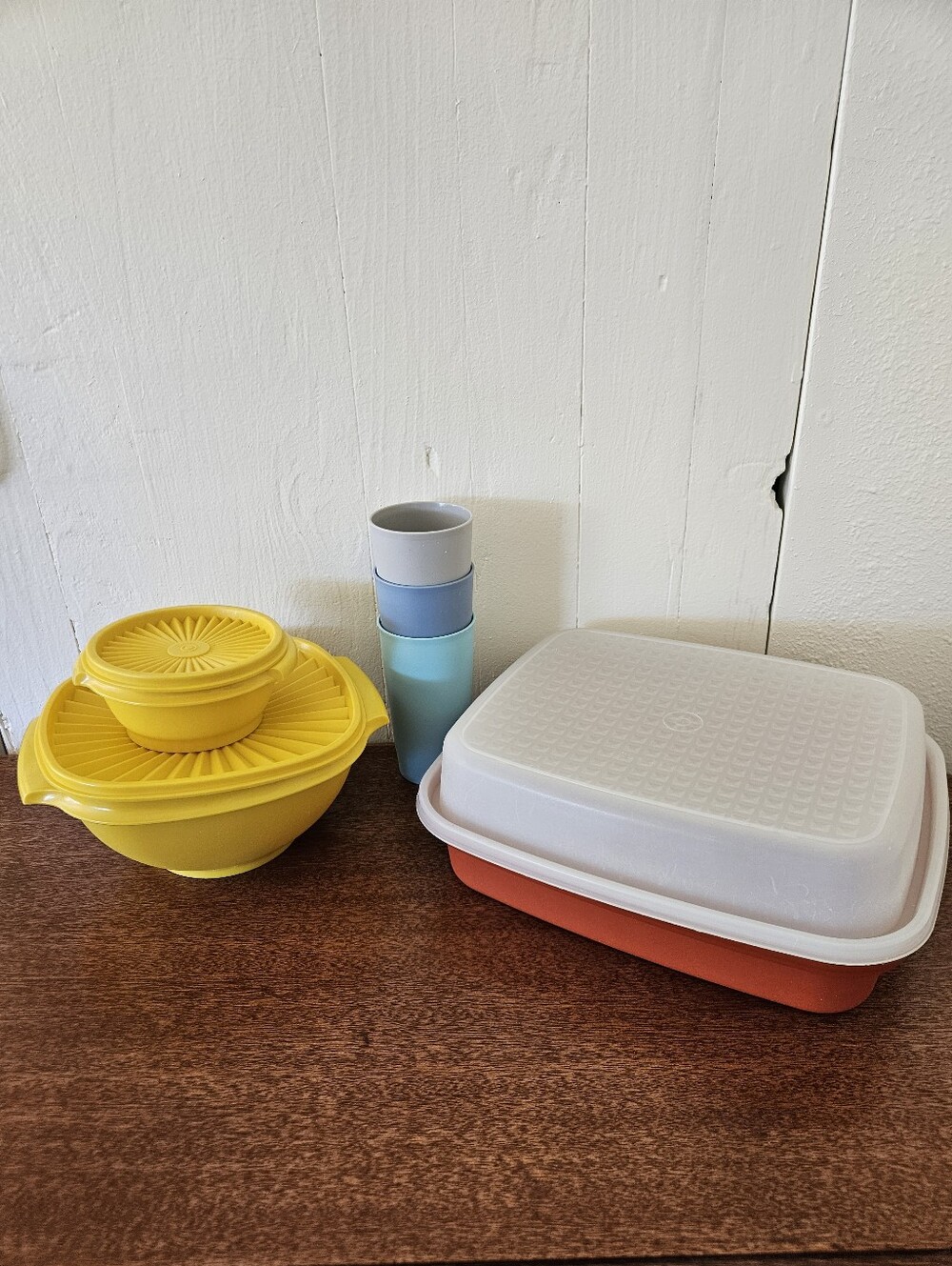 Vintage Tupperware Lot Bright Yellow Containers Blue Cups